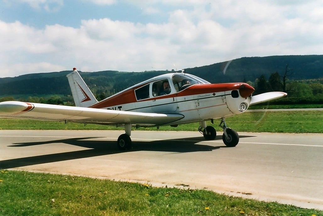 Piper PA-28-160 Cherokee on the ramp
