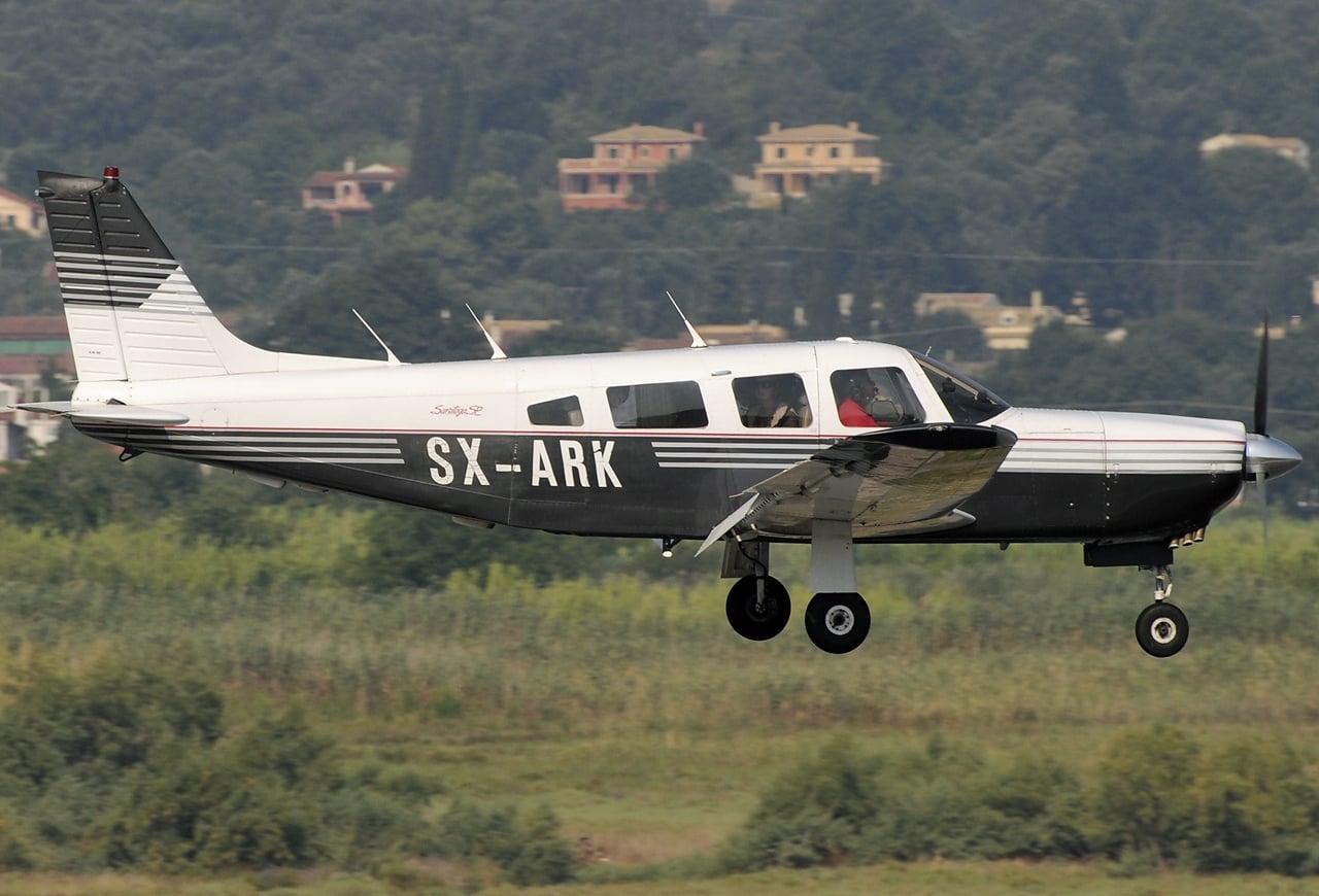 Piper PA-32R-301 Saratoga in cruise flight
